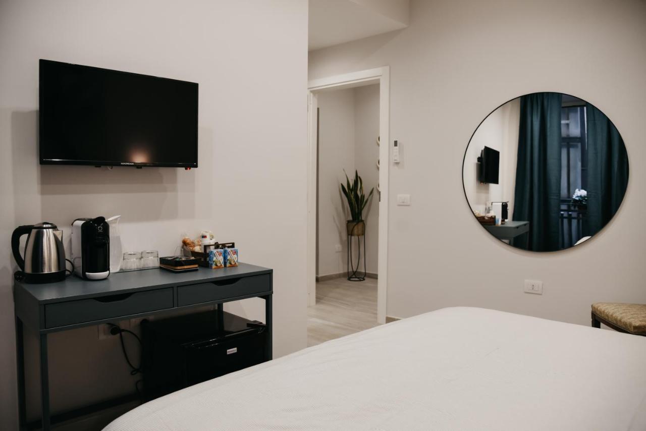 Terra Mia Suite - Chi Tene' O Mare Napoli Eksteriør billede